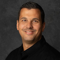 headshot of zach schiff