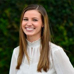 Maggie Cox Maggie Cox headshot