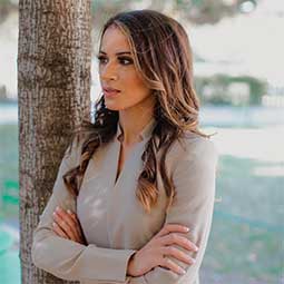 Kirsten Simmons Kirsten Simmons headshot