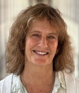 Sandra Kelly Headshot