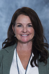 Leslie Hendrix headshot