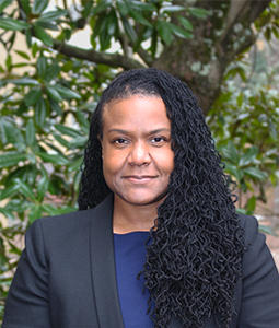 danielle simmons portrait