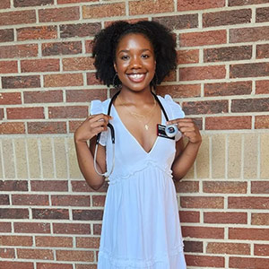 Hasanna Davis gets her nursing stethoscope Hasanna Davis gets her nursing stethoscope